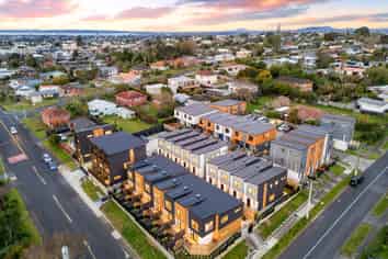 5/42 Captain Scott Road, Glen Eden