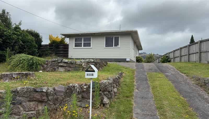 101 Mount View Drive, Mangakakahi