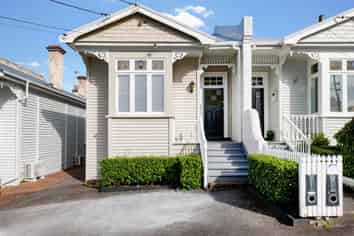 27 Kelmarna Avenue, Herne Bay