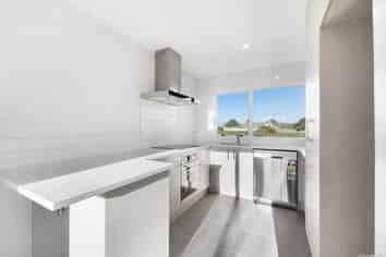 11 Lutana Place, Burswood