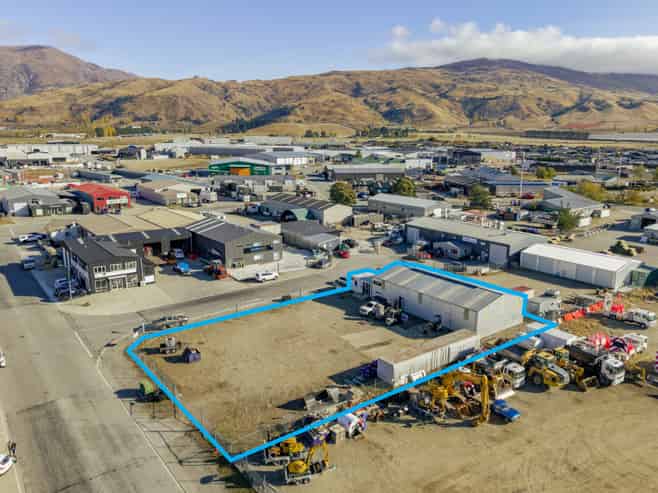 Cromwell Industrial Corner Site