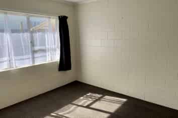 2/85 Clyde Street, Hamilton East