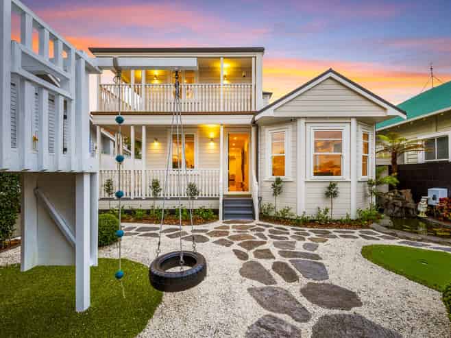 12 Dexter Avenue, Mount Eden