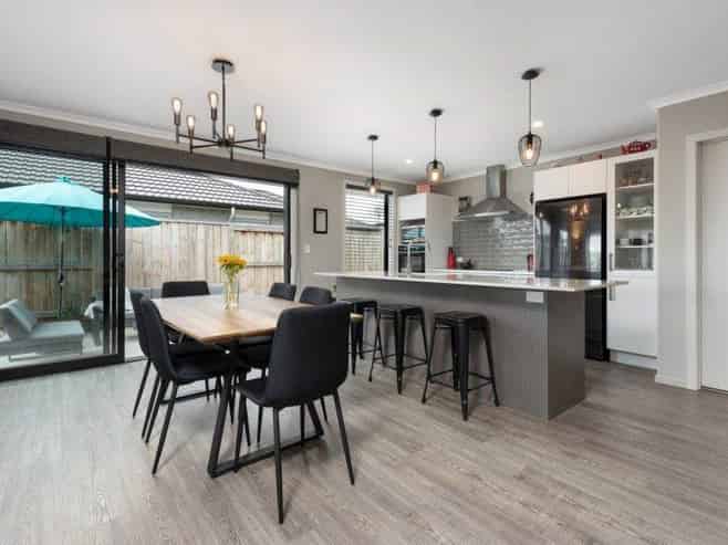 6 Paiawa Way, Pyes Pa