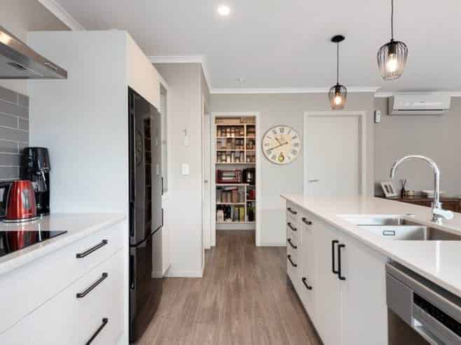 6 Paiawa Way, Pyes Pa