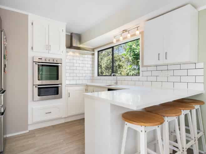 988 Beach Road, Torbay