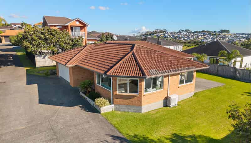 16 Anchorite Way, Red Beach