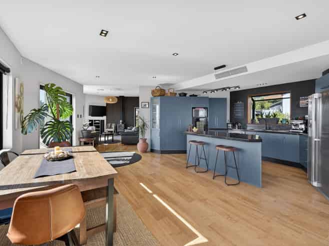 16 Stoneyridge Close, Mount Pleasant