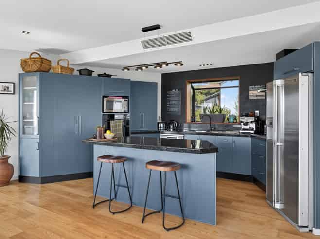 16 Stoneyridge Close, Mount Pleasant