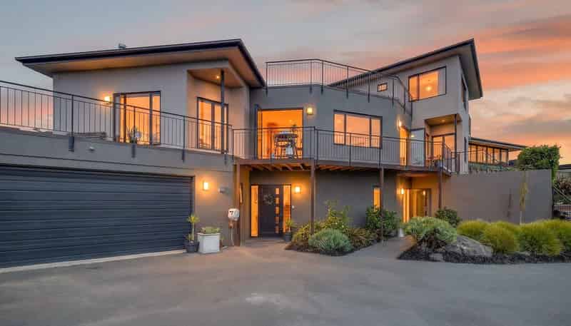 16 Stoneyridge Close, Mount Pleasant