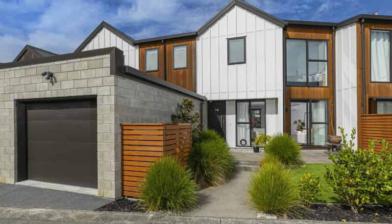 105 Bonair Crescent, Millwater