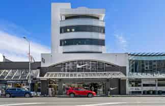 PRIME BROADWAY OFFICE WITH MAJOR INCENTIVE
