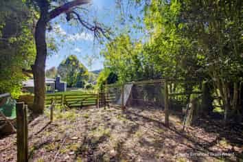 822 Motukawa Rd, Inglewood