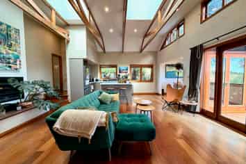 91D Greenslade Rd, Raglan