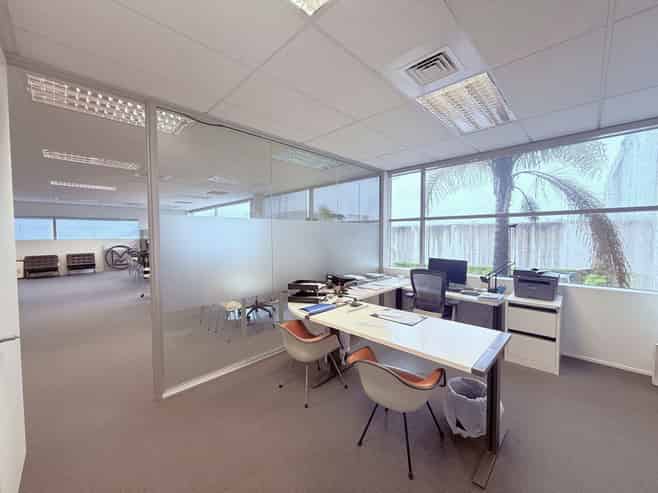 A modern, well presented first floor office