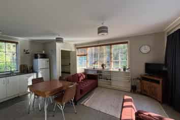 42 Riverbank Road, Okoia