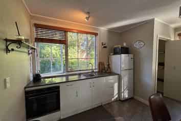 42 Riverbank Road, Okoia