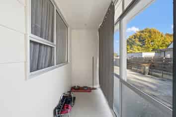 105B Benmore Avenue, Cloverlea