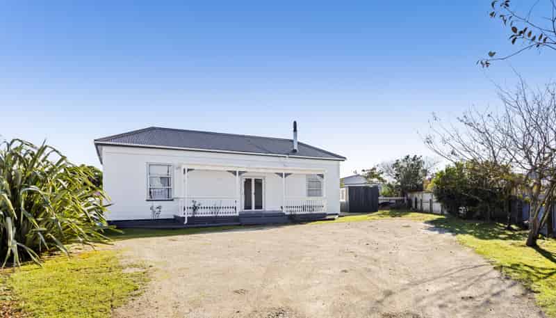 176 Glover Road, Hawera