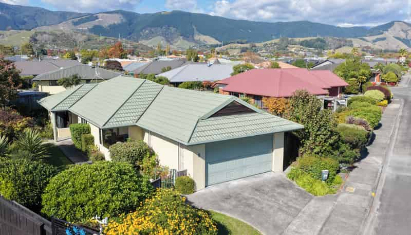 91 Aldinga Avenue, Stoke