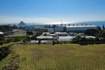 Freehold land next to Port Taranaki
