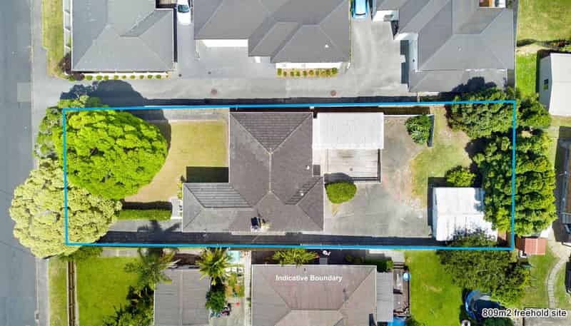 16 Coniston Avenue, Te Atatu South