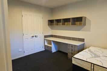 17B Suffolk Street, Phillipstown