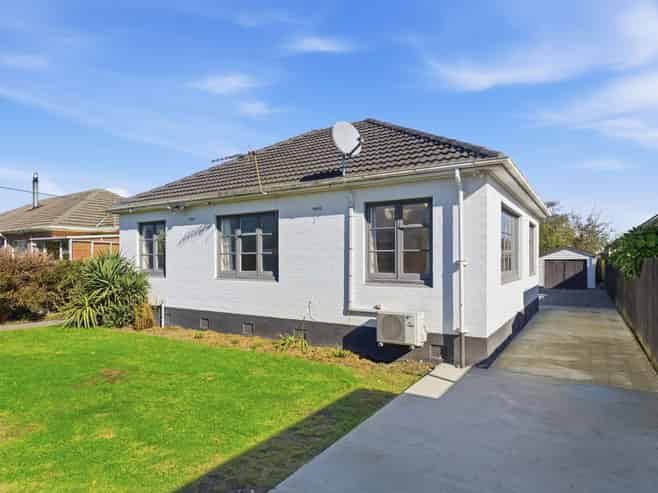 14 Amyes Road, Hornby