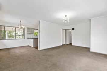 1/12 Park Estate Rd, Rosehill