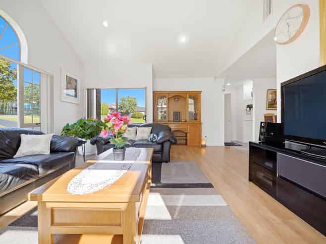 77 Nimstedt Avenue, Oteha