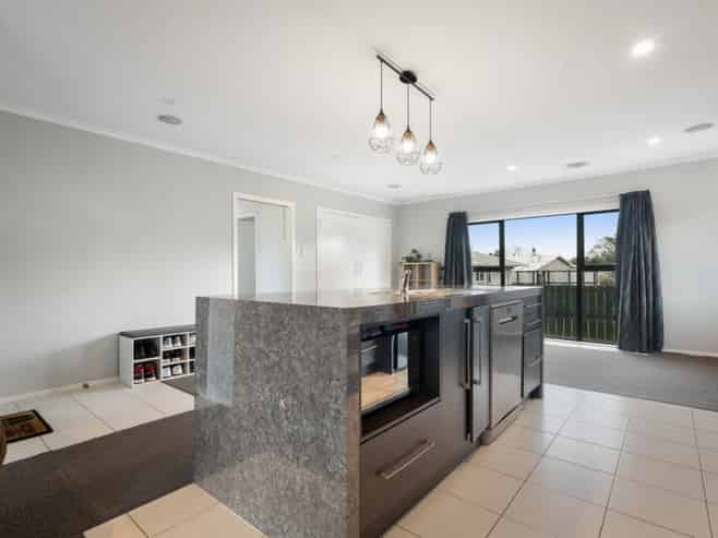 5A Thomas Place, Waihi