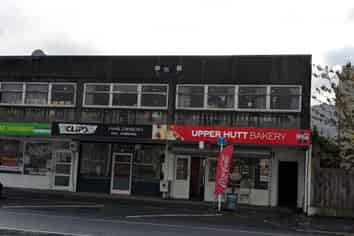 Suit a Laundromat  -  High Profile Retail Shop 