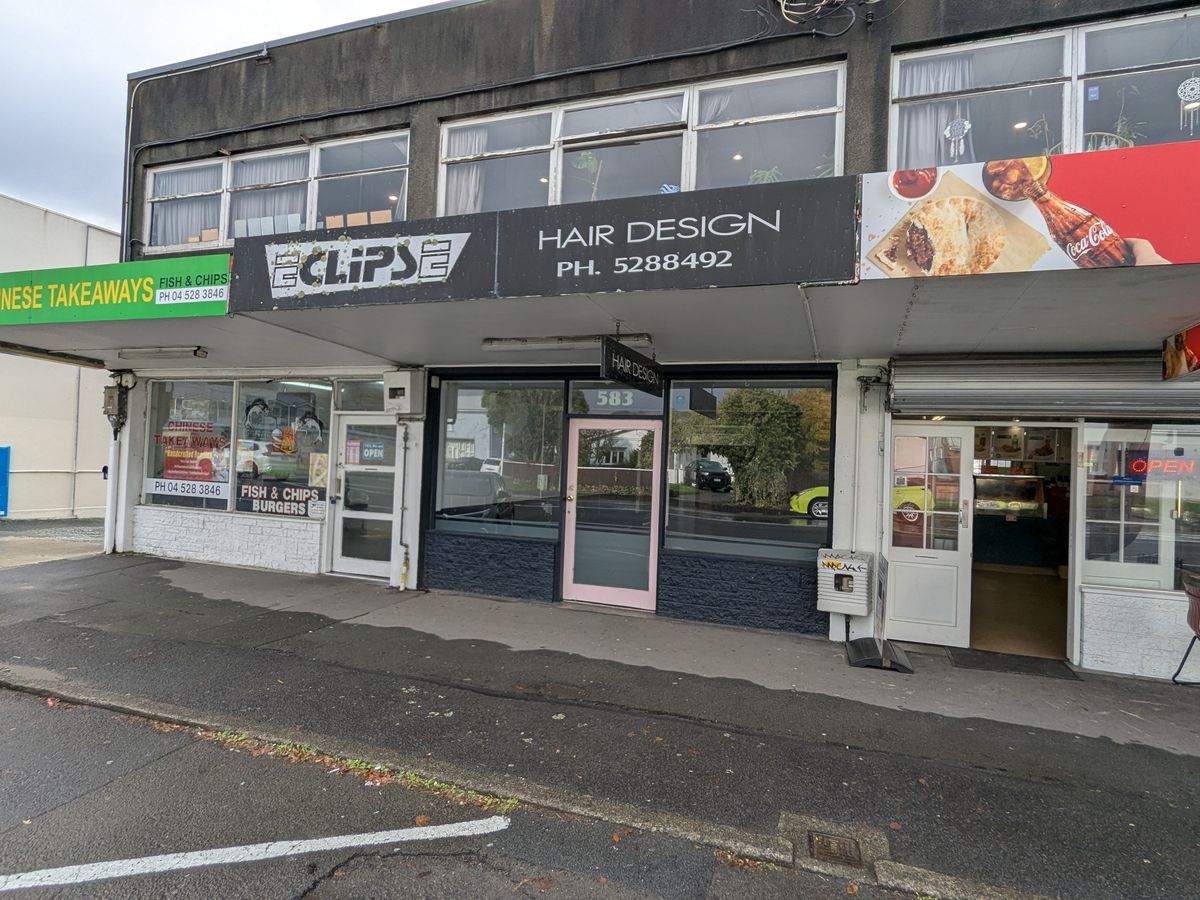 Fergusson Dr - High Profile Retail Shop