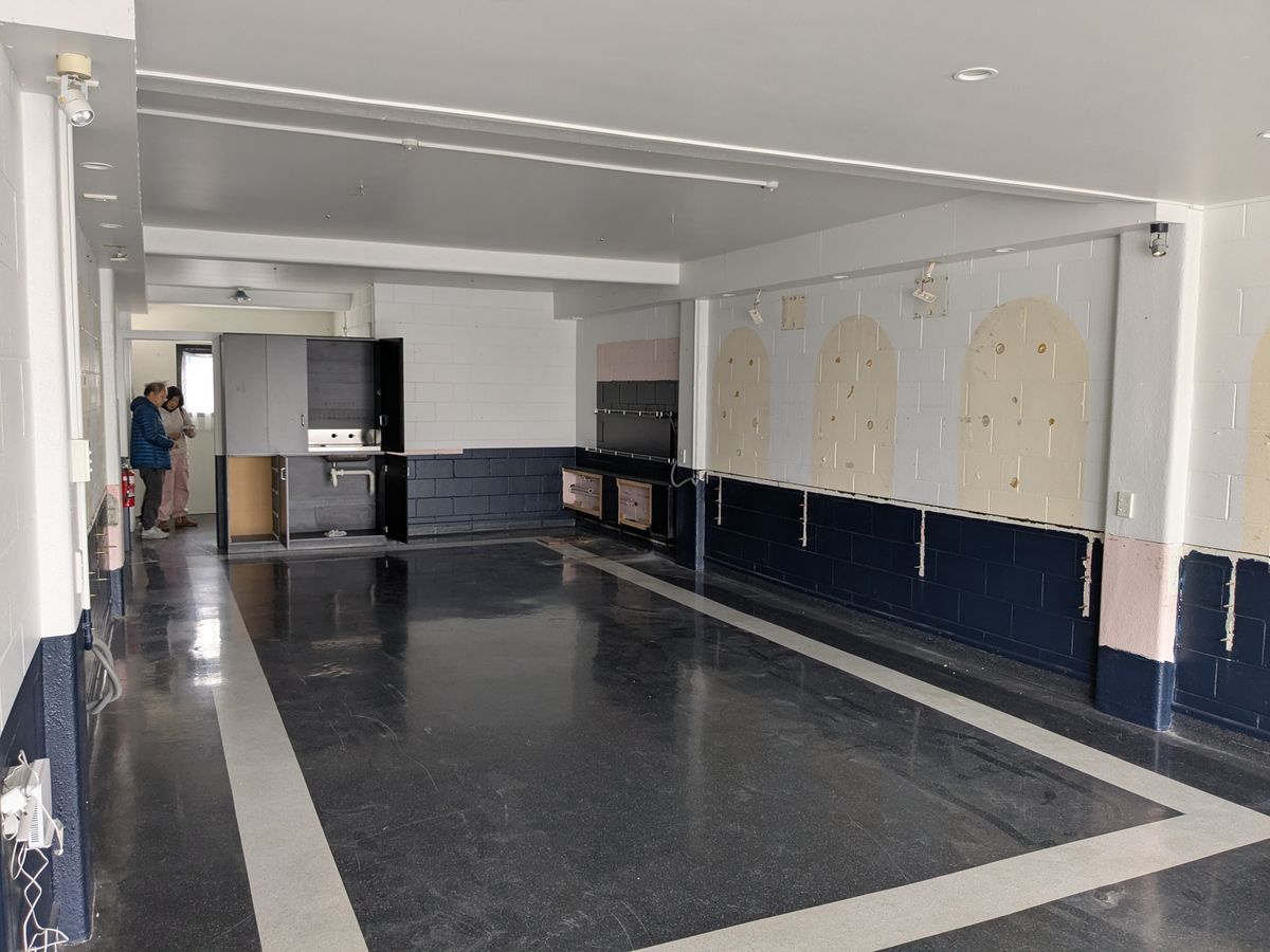 Fergusson Dr  -  High Profile Retail Shop - Visning 3