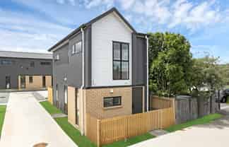 1/163 Russell Road, Manurewa