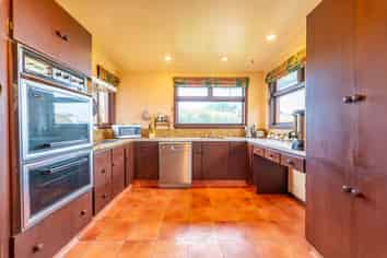 39 Hedley Road, Levels