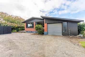 39 Hedley Road, Levels