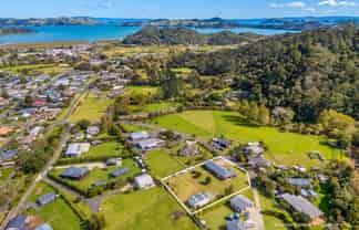 294 Albert Street, Coromandel