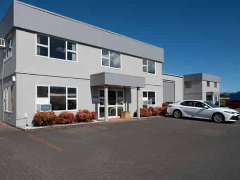 Modern Office/Workshop Package with Carparks