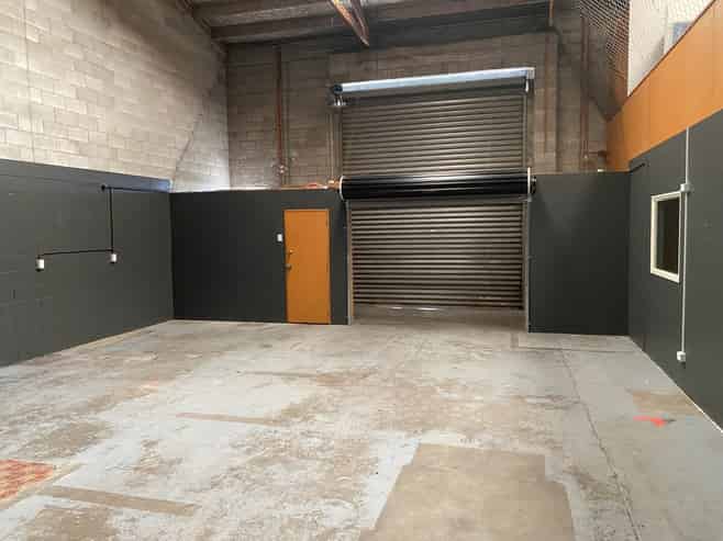 Modern Office/Workshop Package