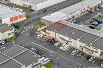 LAMBIE DRIVE INDUSTRIAL UNIT FOR LEASE
