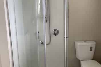 4/52 Muller Road, Redwoodtown