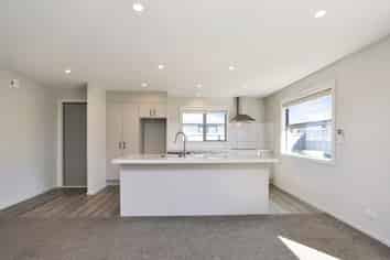 66 Kelvin Crescent, Allenton