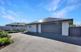 66 Kelvin Crescent, Allenton