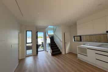 3/32 Corunna Road, Milford