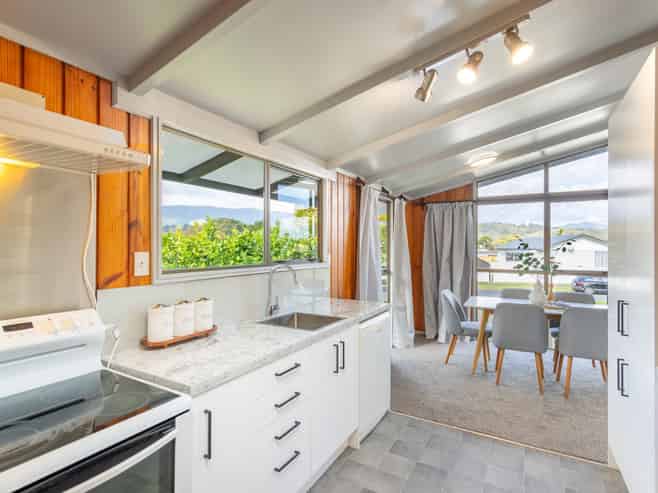 192 California Drive, Totara Park