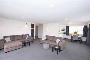 22 Oberon Street, Stratford