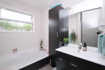 22 Oberon Street, Stratford