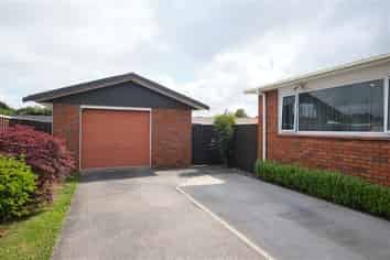 22 Oberon Street, Stratford