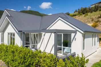 10E Village Lane, Stoke